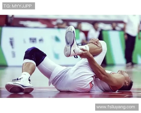 跟腱伤痛困扰足球球星 职业生涯面临严峻考验与挑战